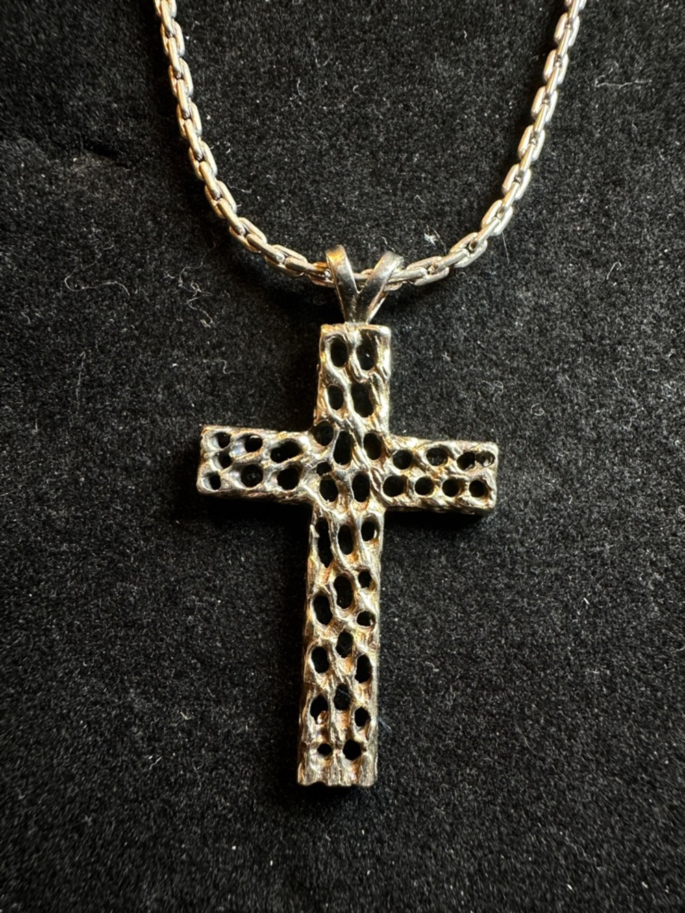 Silver Toned Textured Cross Pendant Necklace - Women or Mens Jewelry